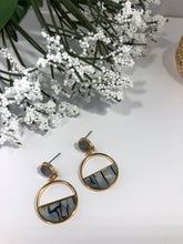 Load image into Gallery viewer, The Shanel earrings